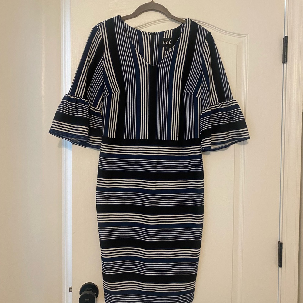 Flattering Women’s Dress